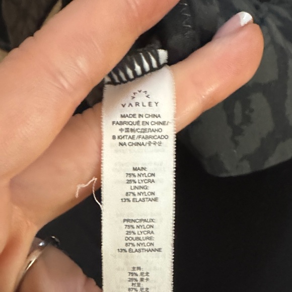 Varley Women's Black Leopard Print Sports Bra - Picture 3 of 5